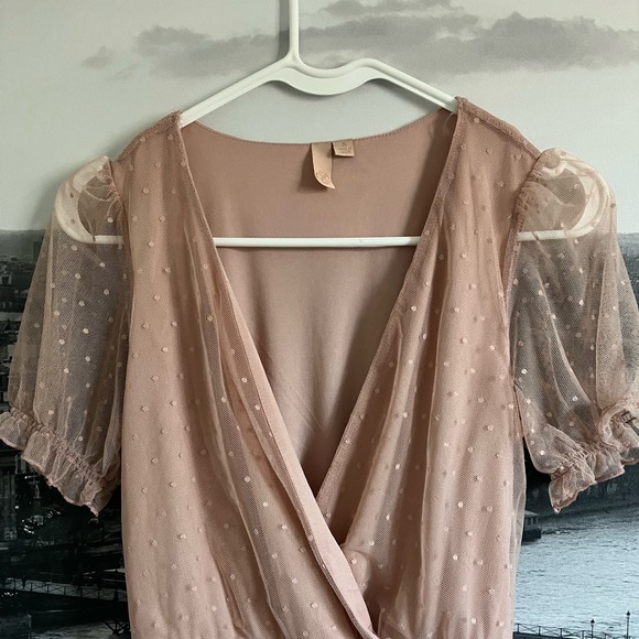 Peach Colored Dress Women’s Size S - Picture 3 of 4